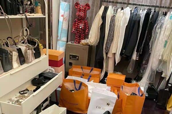 吴川市回收一线品牌衣服